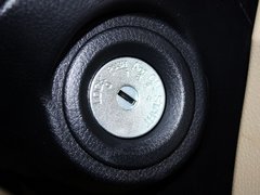 2012款 XL 1.6L 手动 尊贵版