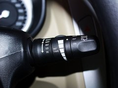 2012款 XL 1.6L 手动 尊贵版