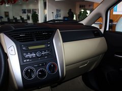 2012款 XL 1.6L 手动 尊贵版
