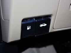 2012款 XL 1.6L 手动 尊贵版