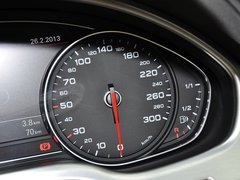 奥迪A8 2013款 30FSI 专享型