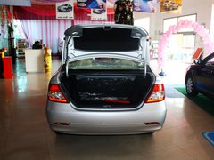 2013款 1.5L 手動 標(biāo)準(zhǔn)型