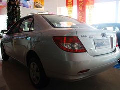 2013款 1.5L 手动 标准型