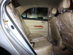 2013款 1.5L 手動 標(biāo)準(zhǔn)型