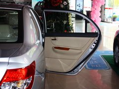 2013款 1.5L 手動 標(biāo)準(zhǔn)型