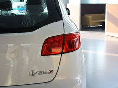 2012款 2.2T 自动 锋芒旗舰型 5座
