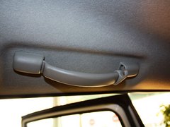2012款 2.2T 自动 锋芒旗舰型 5座