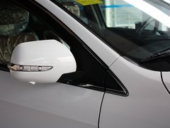 2012款 2.2T 自动 锋芒旗舰型 5座