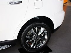2012款 2.2T 自动 锋芒旗舰型 5座