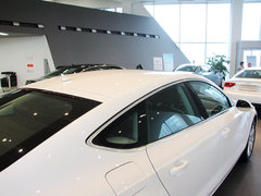 奥迪A7 2013款 35FSI quattro 进取型