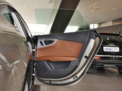 2013款 30FSI 标准型