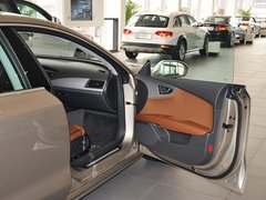 2013款 30FSI 标准型