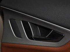 2013款 30FSI 标准型