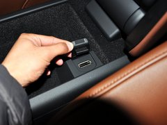 2013款 30FSI 标准型