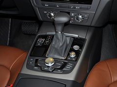 2013款 30FSI 标准型