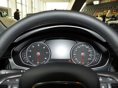 2013款 30FSI 标准型