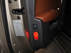 2013款 30FSI 标准型