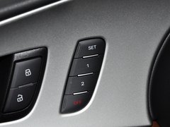 2013款 30FSI 标准型