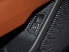 2013款 30FSI 标准型