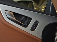 2013款 30FSI 标准型