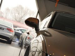 2013款 30FSI 标准型