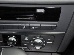 2013款 30FSI 标准型