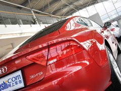 2013款 30FSI 标准型