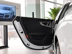 2013款 30FSI 标准型