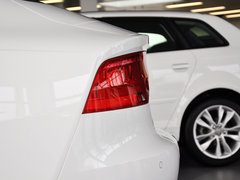 2013款 30FSI 标准型
