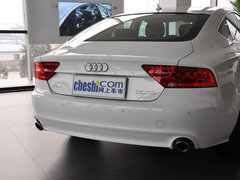 2013款 30FSI 标准型