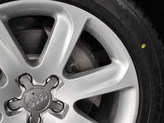 2013款 30FSI 标准型