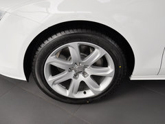 2013款 30FSI 标准型