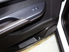 2013款 3.0L 自动 舒适型 5座