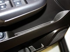 2013款 3.0L 自动 舒适型 5座