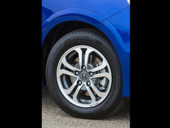 2013款 1.3L CVT 混合动力版
