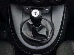 2012款 劲翔三厢 1.5L 手动 炫动时尚版