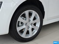 2012款 劲翔三厢 1.5L 手动 炫动时尚版