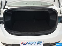 2012款 劲翔三厢 1.5L 手动 炫动时尚版