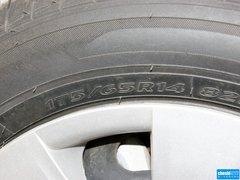 2012款 两厢 1.3L 自动 炫动标准版