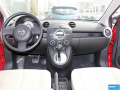 2012款 两厢 1.3L 自动 炫动标准版