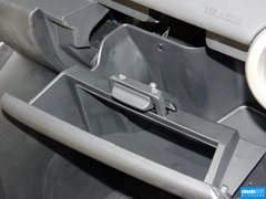 2012款 两厢 1.3L 自动 炫动标准版