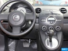 2012款 两厢 1.3L 自动 炫动标准版