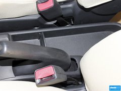 2012款 两厢 1.3L 自动 炫动标准版