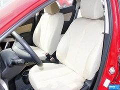 2012款 两厢 1.3L 自动 炫动标准版