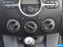 2012款 两厢 1.5L 手动 炫动超值版