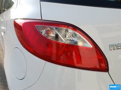 2012款 两厢 1.5L 自动 炫动超值版