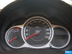 2012款 两厢 1.5L 自动 炫动超值版