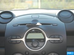 2012款 两厢 1.5L 自动 炫动超值版