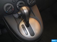 2012款 两厢 1.5L 自动 炫动超值版
