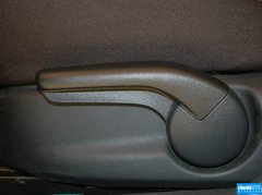 2012款 两厢 1.5L 自动 炫动超值版